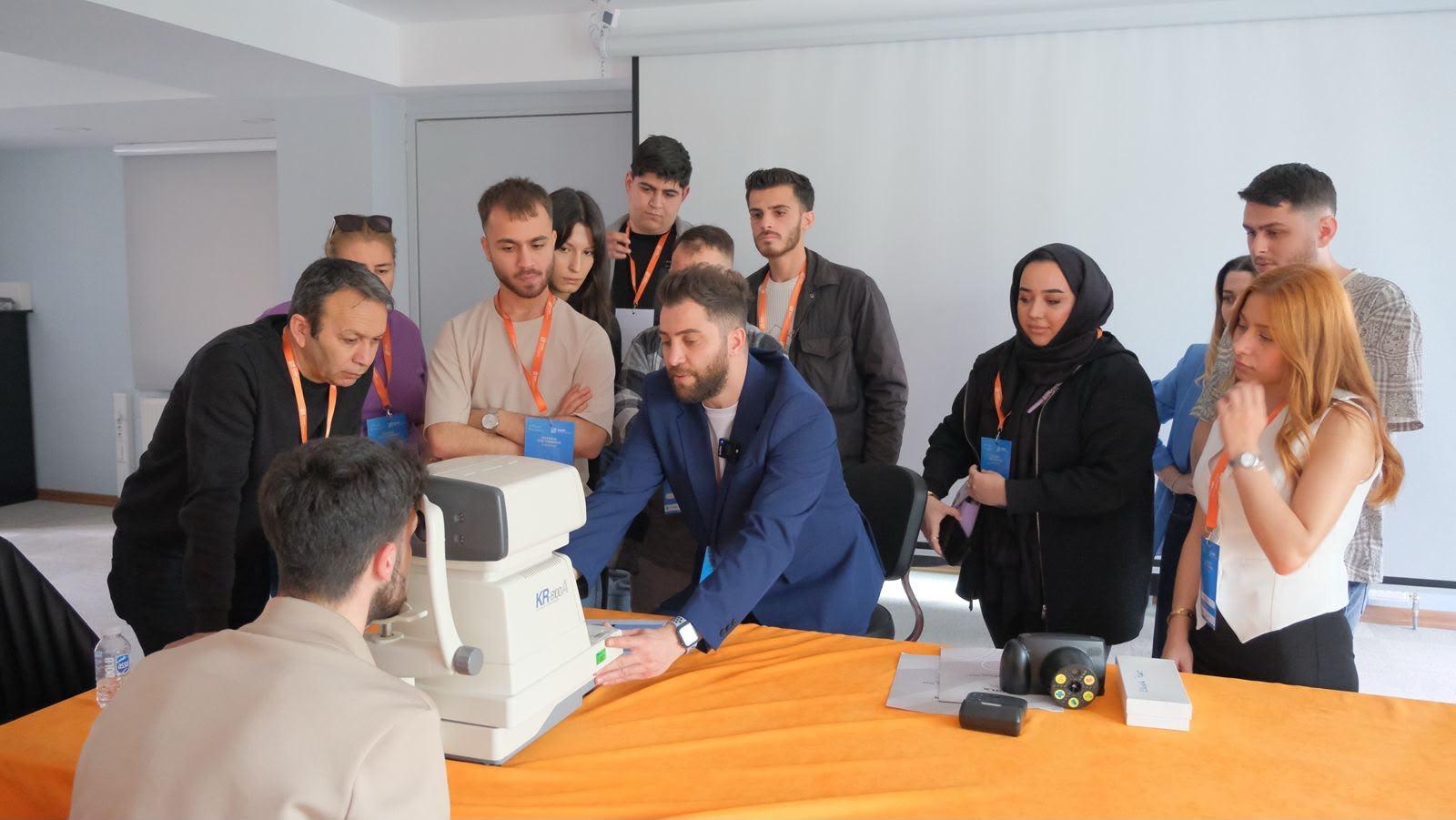 Otorefraktometre ile uygulamalı eğitim
